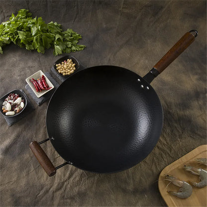 🍳 Cast Iron Woks - Your Versatile Kitchen Partner!